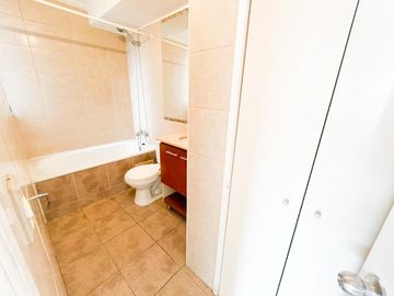 Excelente precio en Sgto. centro 2D y 2B Metro Sta. Isabel y Lucia