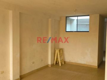Increíble Oportunidad: Amplio y Espacioso Departamento de 4 Habitaciones, Urbanización Santo Domingo - Etapa 12