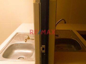 Increíble Oportunidad: Amplio y Espacioso Departamento de 4 Habitaciones, Urbanización Santo Domingo - Etapa 12