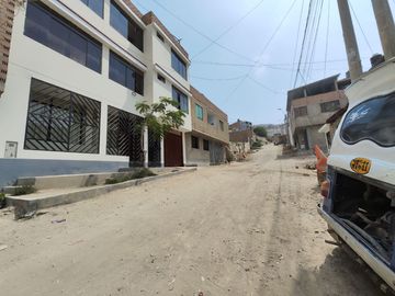 VENDO CASA CERCA A LA AV. VICTOR MALASQUEZ DE MANCHAY - PACHACAMAC