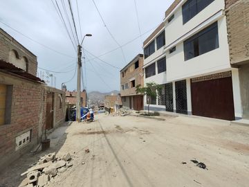 VENDO CASA CERCA A LA AV. VICTOR MALASQUEZ DE MANCHAY - PACHACAMAC