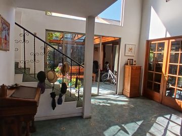 CASA EN VITACURA A PASOS LUIS PASTEUR