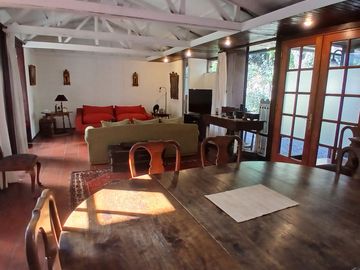 CASA EN VITACURA A PASOS LUIS PASTEUR