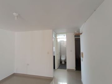 ¡Remate departamento remodelado en Chorrillos límite Barranco!