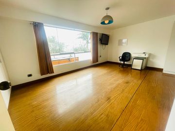 Acogedora Casa Con Lindos Acabados, Urb. Refugio, La Molina.