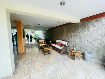 Acogedora Casa Con Lindos Acabados, Urb. Refugio, La Molina.