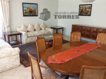 Ven a conocer este departamento en venta de 130m², excelente sector residencia Amoblado comuna de las Condes
