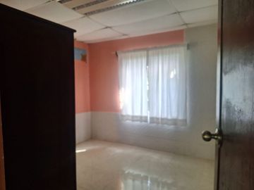 SE VENDE BONITA Y AMPLIA CASA EN JAMAPA