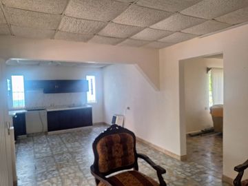 SE VENDE BONITA Y AMPLIA CASA EN JAMAPA
