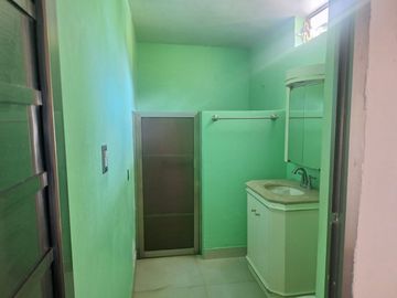 SE VENDE BONITA Y AMPLIA CASA EN JAMAPA