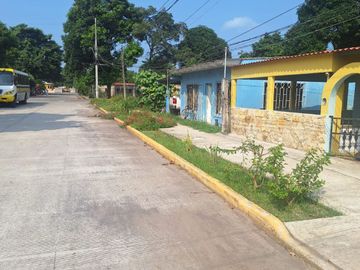 SE VENDE BONITA Y AMPLIA CASA EN JAMAPA