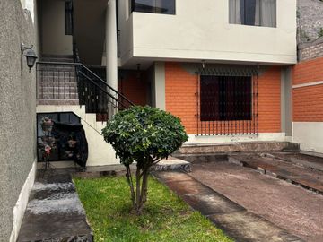 SE ALQUILA DPTO DE 3 DORMITORIOS EN LA MOLINA