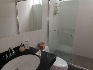 VENDO AMPLIO DEPARTAMENTO 3 DORMITORIOS EN LA MOLINA