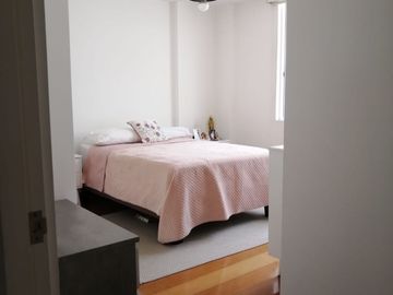 VENDO AMPLIO DEPARTAMENTO 3 DORMITORIOS EN LA MOLINA