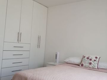 VENDO AMPLIO DEPARTAMENTO 3 DORMITORIOS EN LA MOLINA