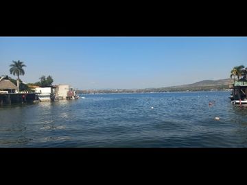 TEQUESQUITENGO OPORTUNIDAD SE VENDE PRECIOSO TERRENO PEGADO AL LAGO