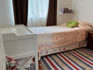 CASA EN VENTA | 4 DORMITORIOS - 3 BAÑOS - 4 ESTACIONAMIENTOS | FALDEOS DE CURAUMA - AV. LAS TABLAS / PARIS