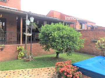 VENTA CASA EN LAGOS DEL CACIQUE BUCARAMANGA SANTANDER COLOMBIA