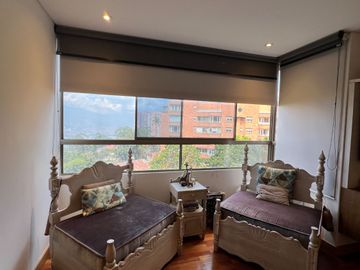 Vendo Apartamento en La Calera, Medellin El Poblado 228 Mts