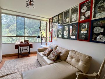 Vendo Apartamento en La Calera, Medellin El Poblado 228 Mts