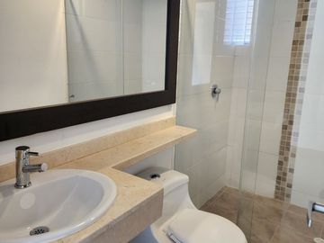 APARTAMENTO EN EL SECTOR DEL CABLE
