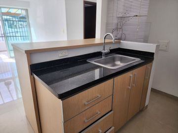 APARTAMENTO EN EL SECTOR DEL CABLE