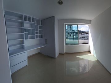 APARTAMENTO EN EL SECTOR DEL CABLE