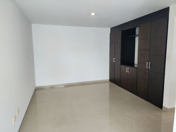 APARTAMENTO EN EL SECTOR DEL CABLE