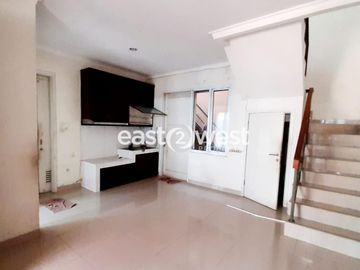 Jual/Sewa Rumah Elista Village Gading Serpong Tangerang Bagus Murah Siap Huni