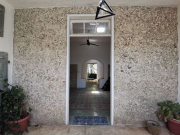 CASA CENTRO DE MERIDA PARQUE LA PLANCHA