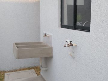 ¡Casa Molinara al Sur de Pachuca en privada con amenidades, vigilancia y rápido acceso a CDMX! ¡Ideal para tu estilo de vida!