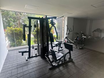 VENTA DE APARTAMENTO EN ALTAMIRA - 76 M², 2 HABITACIONES, BALCÓN Y PARQUEADERO