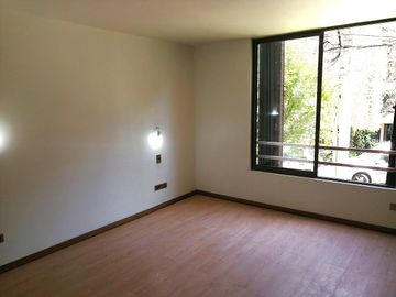 HOLANDA/QUILLAY, PROVIDENCIA, COMPLETAMENTE REMODELADO, 3 DORMITORIOS, 3 BAÑOS, TERRAZA, ESTACIONAMIENTO Y BODEGA