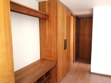 HOLANDA/QUILLAY, PROVIDENCIA, COMPLETAMENTE REMODELADO, 3 DORMITORIOS, 3 BAÑOS, TERRAZA, ESTACIONAMIENTO Y BODEGA
