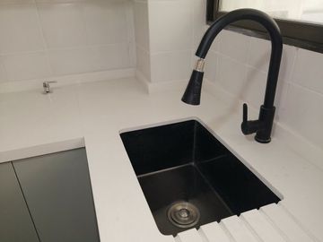 HOLANDA/QUILLAY, PROVIDENCIA, COMPLETAMENTE REMODELADO, 3 DORMITORIOS, 3 BAÑOS, TERRAZA, ESTACIONAMIENTO Y BODEGA