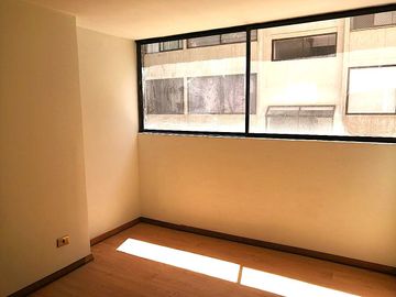 HOLANDA/QUILLAY, PROVIDENCIA, COMPLETAMENTE REMODELADO, 3 DORMITORIOS, 3 BAÑOS, TERRAZA, ESTACIONAMIENTO Y BODEGA