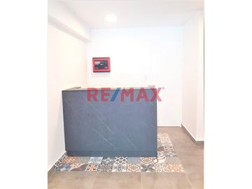 Excelente Oportunidad De Adquirir Un Bello Y Gran Departamento En Santa Catalina!!