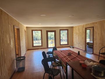 VENDO 200 HECTÁREAS, CON CASA NUEVA DE 150 MTS2, A ORILLA DE RIO BLANCO., COMUNA DE AYSEN