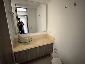 VENTA DE APARTAMENTO EN BARRANQUILLA LA CASTELLANA - 71 M², 2 HABITACIONES, PARQUEADERO Y BODEGA