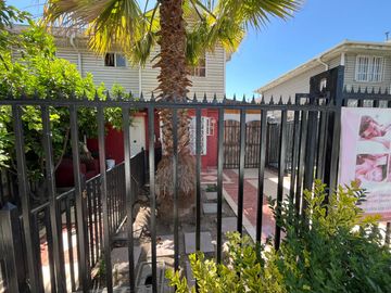 Casa en Avenida, Ideal para Negocio, Ciudad del Sol de Puente Alto.