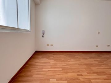 SE VENDE DEPARTAMENTO EN BARRANCO