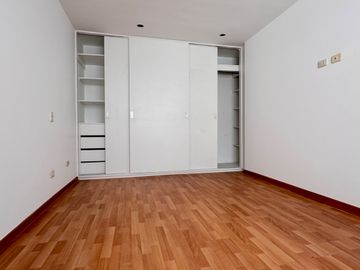 SE VENDE DEPARTAMENTO EN BARRANCO
