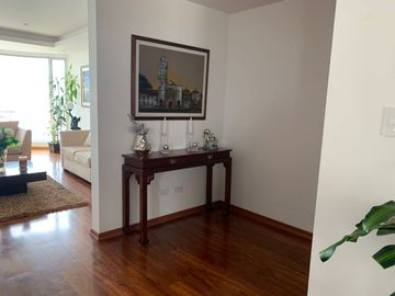 Venta Departamento Urbanización el Condado segunda etapa 3 dormitorios segundo piso cerca del Parque