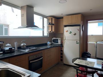 Venta Departamento Urbanización el Condado segunda etapa 3 dormitorios segundo piso cerca del Parque