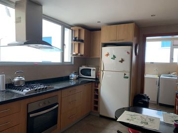 Venta Departamento Urbanización el Condado segunda etapa 3 dormitorios segundo piso cerca del Parque