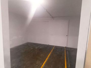 SE VENDE LOCAL COMERCIAL EN AV. TOMAS MARZONA CDRA 33. LOCAL GRANDE DE 442 M2