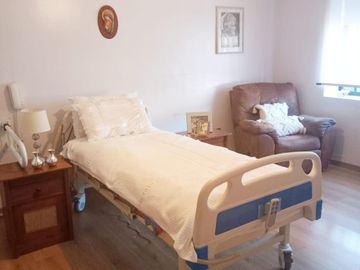 ¡Oportunidad única! Se vende comoda casa en Condominio Quinto Centenario.
