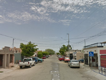 Casa de Recuperacion Bancaria en Manuel Rivera Zamudio, Altares, 83296 Hermosillo, Son., México