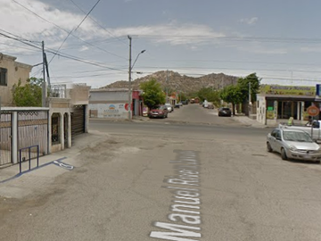 Casa de Recuperacion Bancaria en Manuel Rivera Zamudio, Altares, 83296 Hermosillo, Son., México