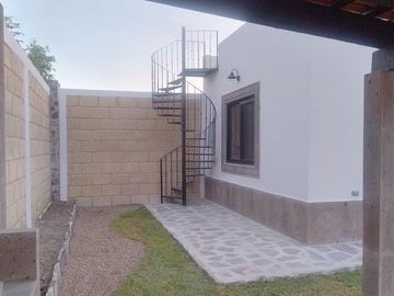 Casa de 1 planta, 3 recámaras, Lote 300 m2, Magnolia Residencial, San Miguel de Allende